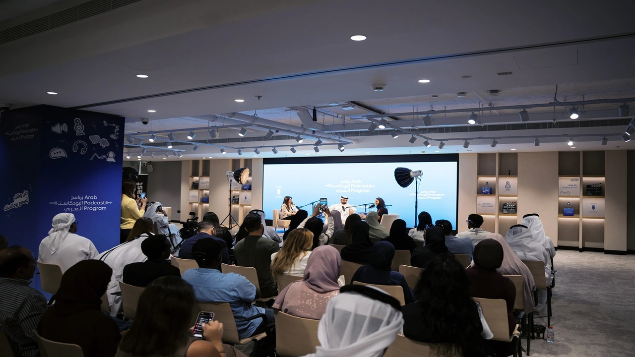 برنامج البودكاست العربي يسلط الضوء على خبرات رواد المحتوى الصوتي العالمي